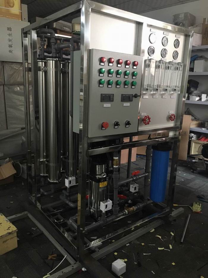 TES-2T雙級反滲透水處理設(shè)備